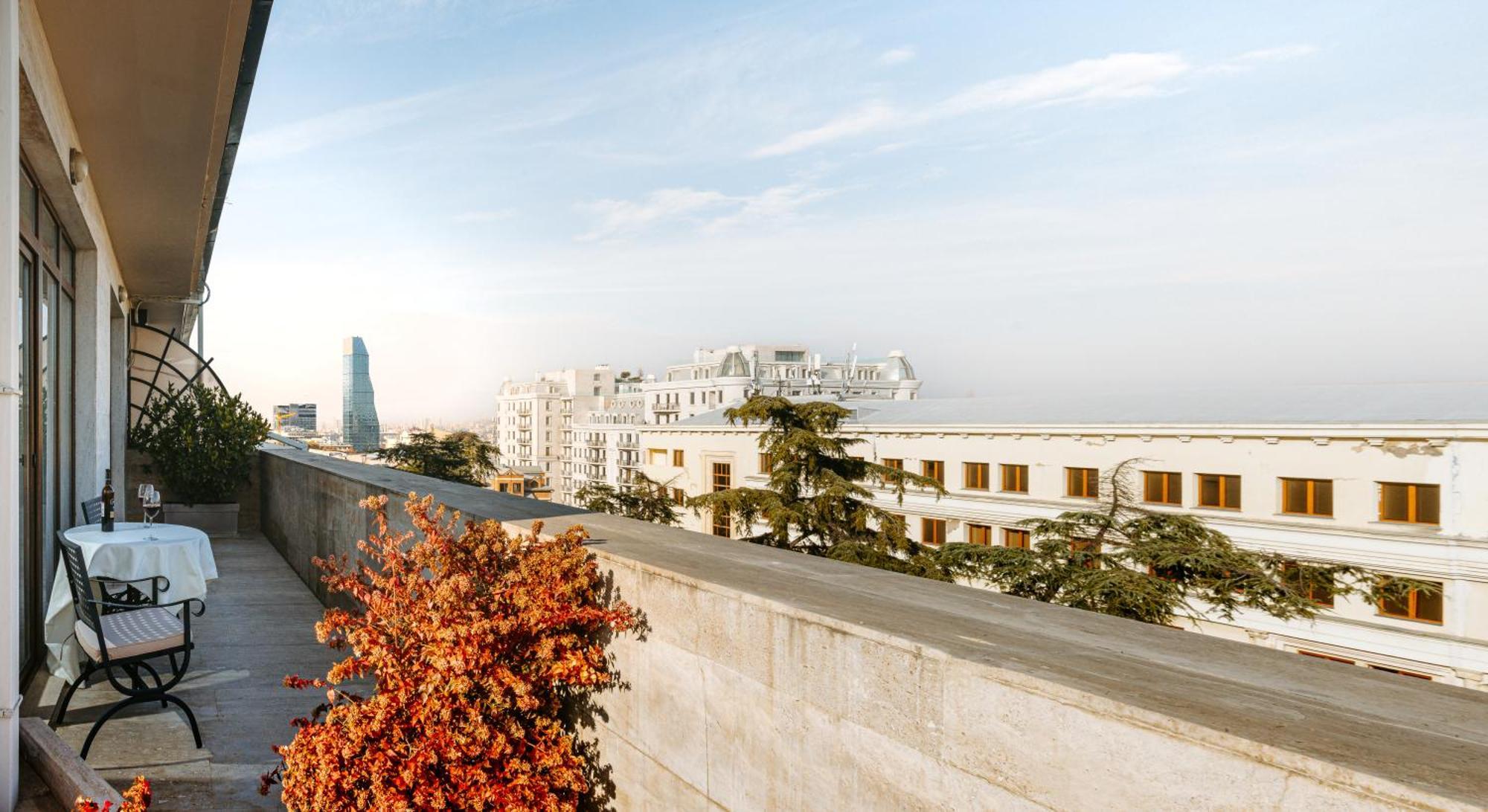 Citrus Hotel Тбилиси Екстериор снимка